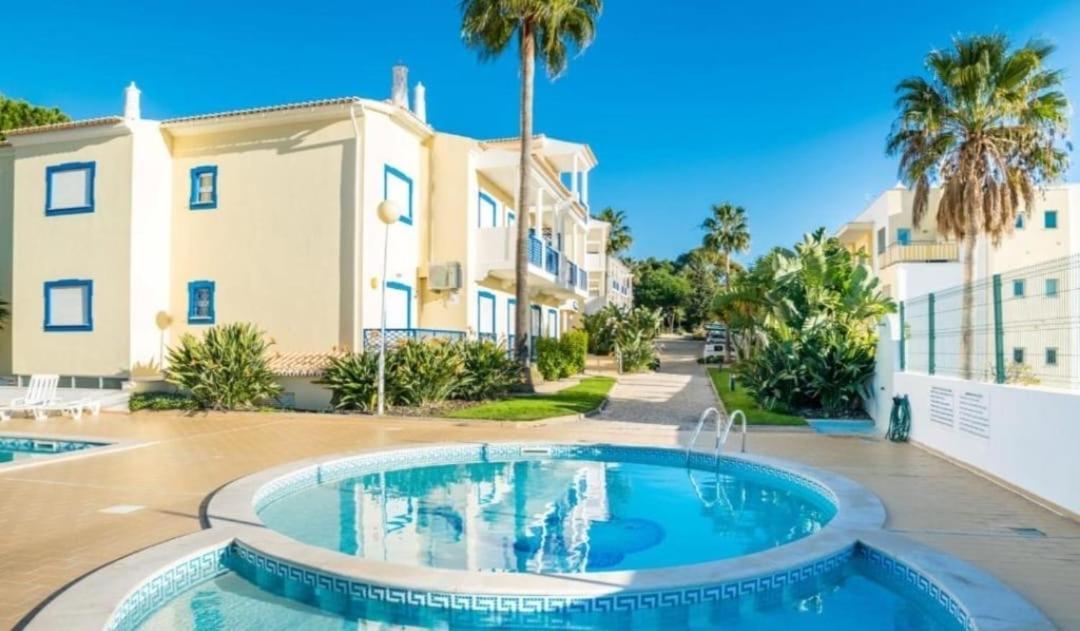 Apartamento Flamingos With 2 Swimming Pool Com Check In E Check Out Ao Domingo Em Julho E Agosto *